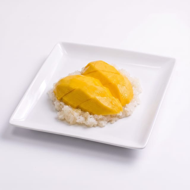 Mango Sticky Rice (Seasonal) ข้าวเหนียวมะม่วง.