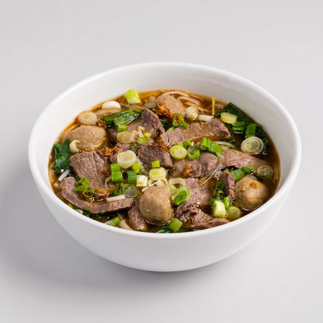 Beef Noodle Soup ก๋วยเตี๋ยวเนื้อ.