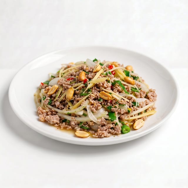 Yum Nam Sod Salad ยําาแหนมสด.