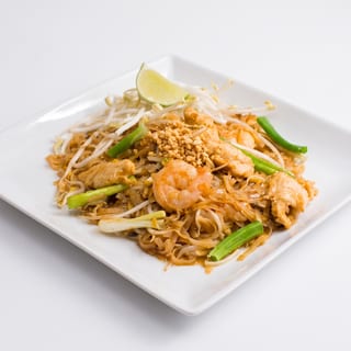 Pad Thai Noodles ผัดไทย